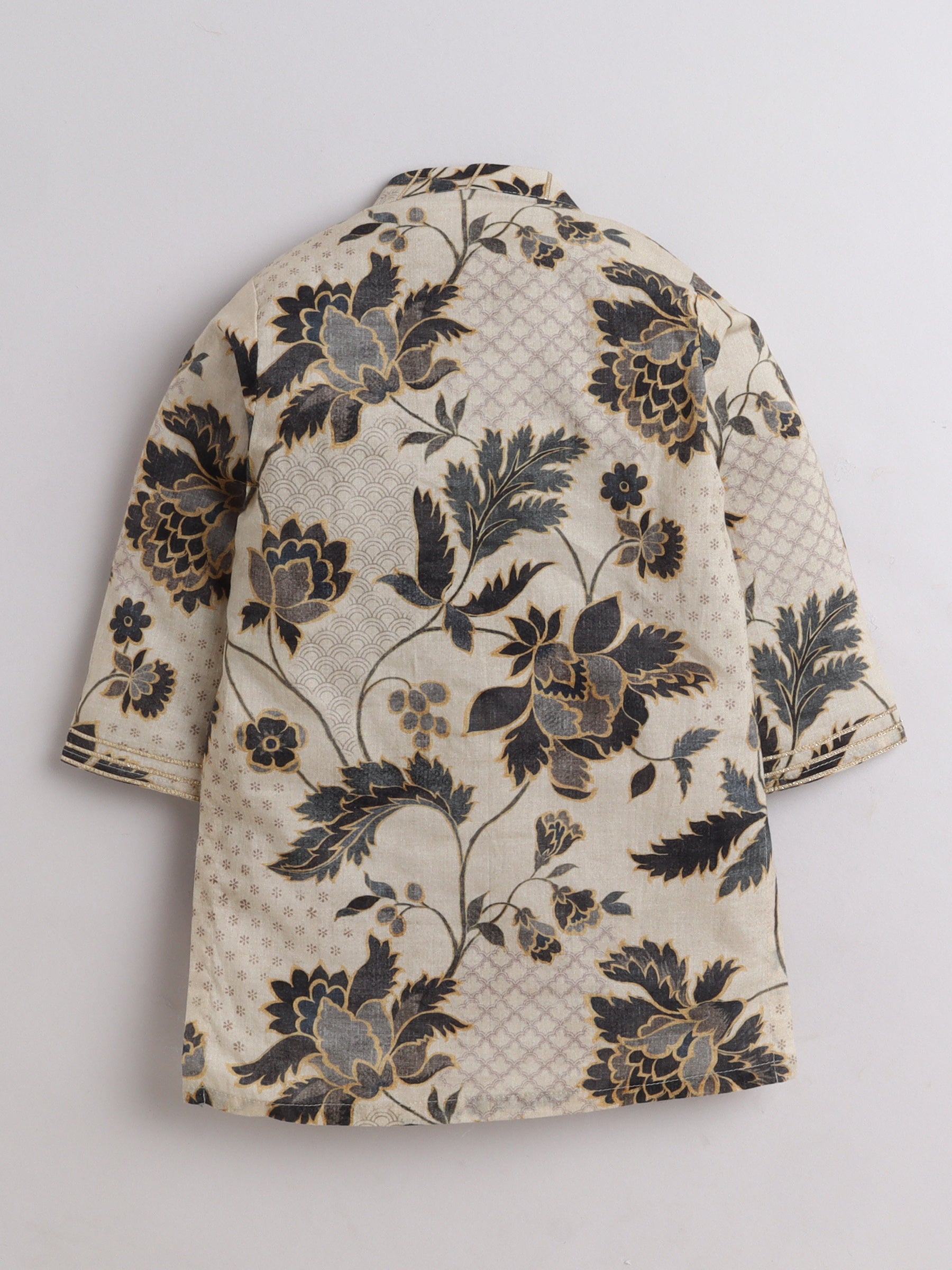 Back of the floral printed kurta for boys. outfit b fun little ones
