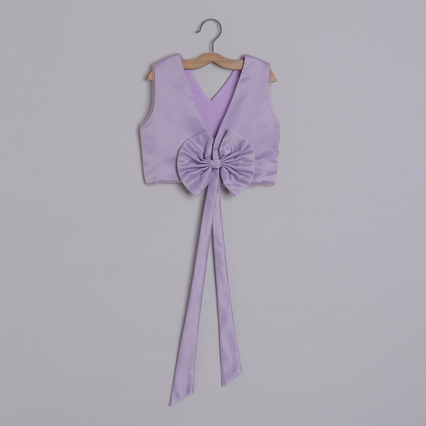 lilac blouse back with a bow with a long tie 
